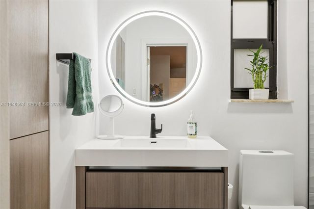 5301 Pierce St, Hollywood, FL 33021