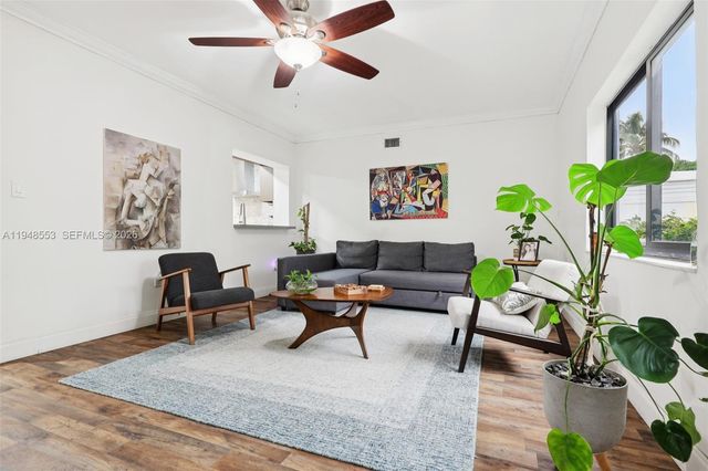 5301 Pierce St, Hollywood, FL 33021