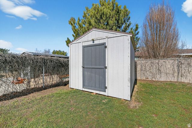 409 E 10185 S, Sandy, UT 84070