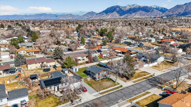 409 E 10185 S, Sandy, UT 84070