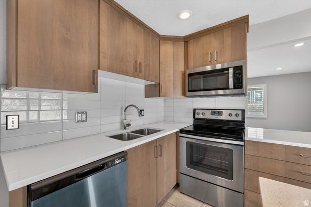 409 E 10185 S, Sandy, UT 84070