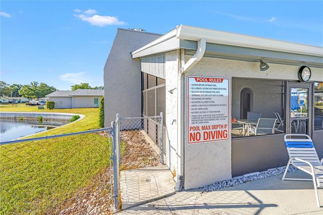 2740 HIGHLANDS BOULEVARD B, Palm Harbor, FL 34684