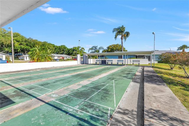 2740 HIGHLANDS BOULEVARD B, Palm Harbor, FL 34684