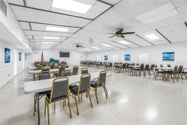 2740 HIGHLANDS BOULEVARD B, Palm Harbor, FL 34684