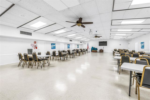 2740 HIGHLANDS BOULEVARD B, Palm Harbor, FL 34684