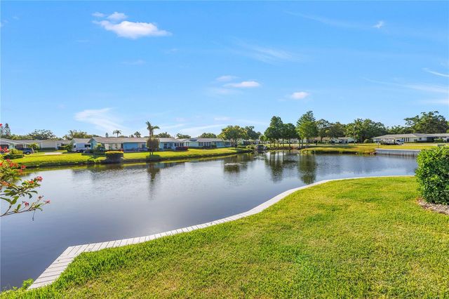 2740 HIGHLANDS BOULEVARD B, Palm Harbor, FL 34684