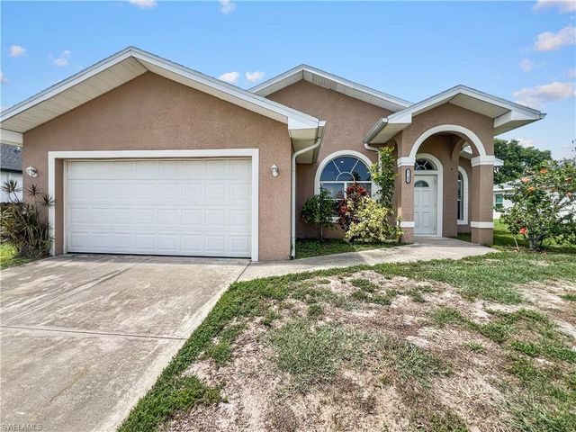 2105 NE 15th TER, Cape Coral, FL 33909