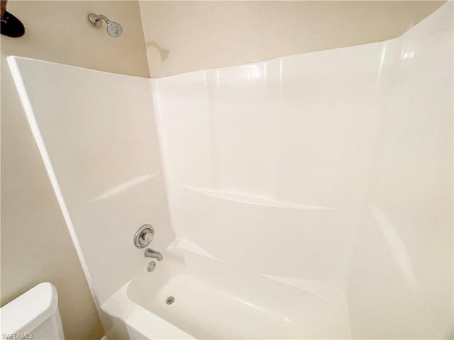 2105 NE 15th TER, Cape Coral, FL 33909