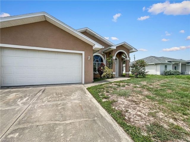 2105 NE 15th TER, Cape Coral, FL 33909