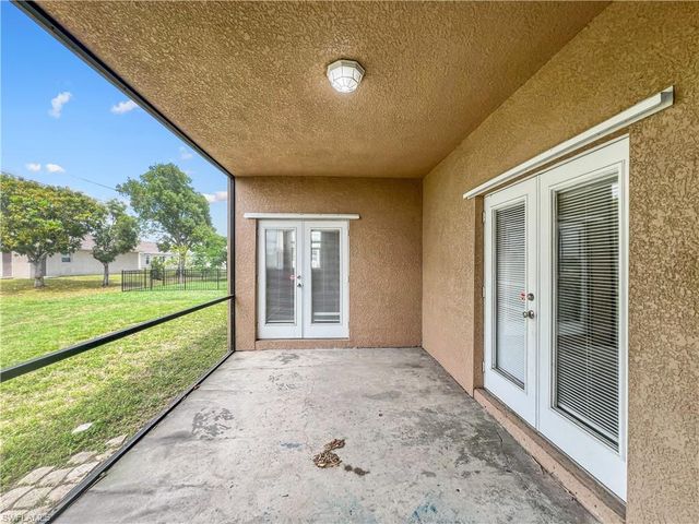 2105 NE 15th TER, Cape Coral, FL 33909