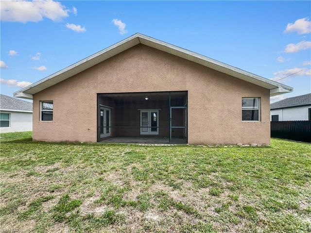 2105 NE 15th TER, Cape Coral, FL 33909