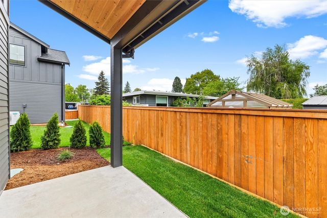 303 S 17th Street, Lynden, WA 98264