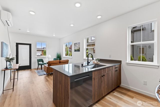 303 S 17th Street, Lynden, WA 98264