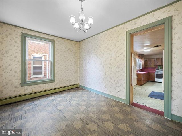 141 S WASHINGTON ST, Greencastle, PA 17225