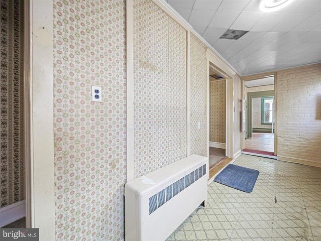 141 S WASHINGTON ST, Greencastle, PA 17225