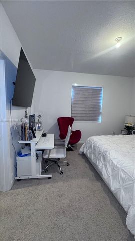 326 NE 5th Pl, Florida City, FL 33034