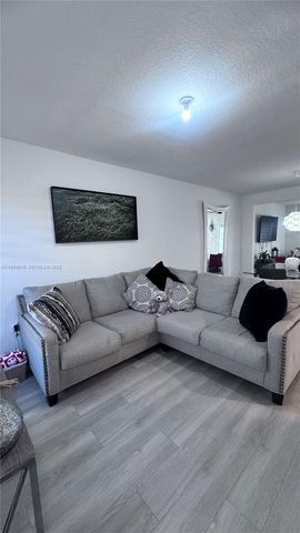 326 NE 5th Pl, Florida City, FL 33034