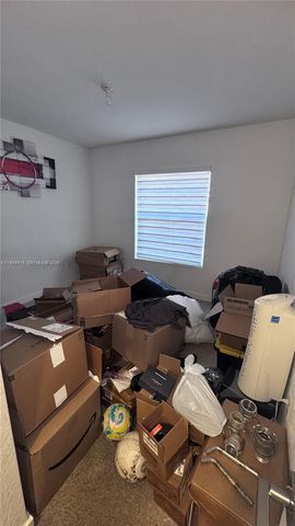 326 NE 5th Pl, Florida City, FL 33034