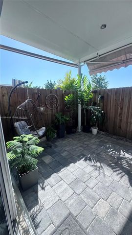 326 NE 5th Pl, Florida City, FL 33034