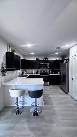 326 NE 5th Pl, Florida City, FL 33034