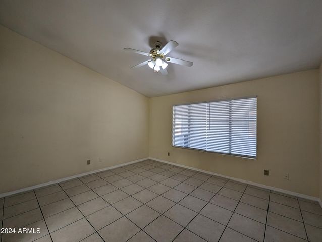 11941 N 69TH Avenue, Peoria, AZ 85345