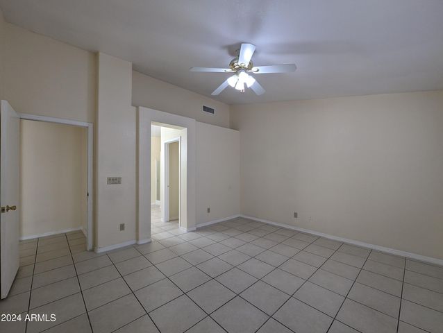 11941 N 69TH Avenue, Peoria, AZ 85345