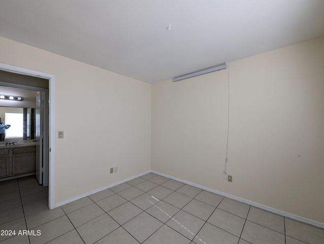 11941 N 69TH Avenue, Peoria, AZ 85345