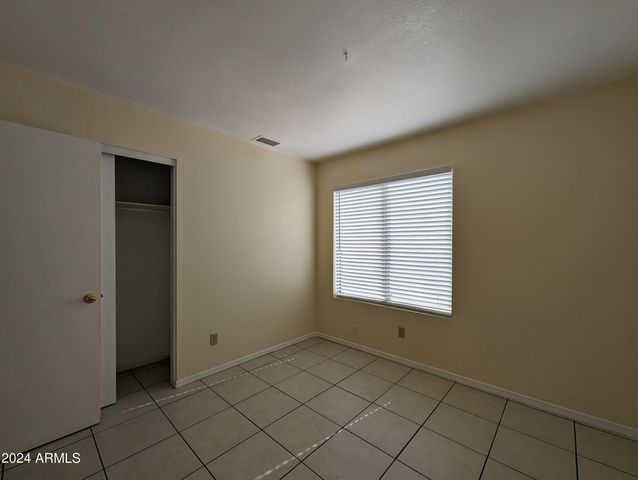 11941 N 69TH Avenue, Peoria, AZ 85345