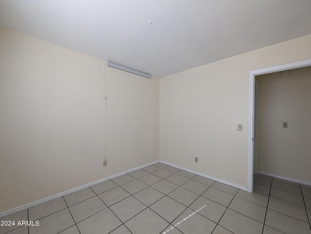 11941 N 69TH Avenue, Peoria, AZ 85345