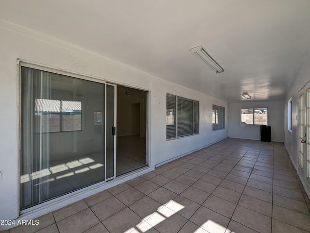 11941 N 69TH Avenue, Peoria, AZ 85345