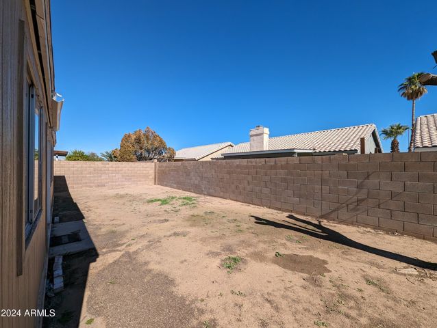 11941 N 69TH Avenue, Peoria, AZ 85345