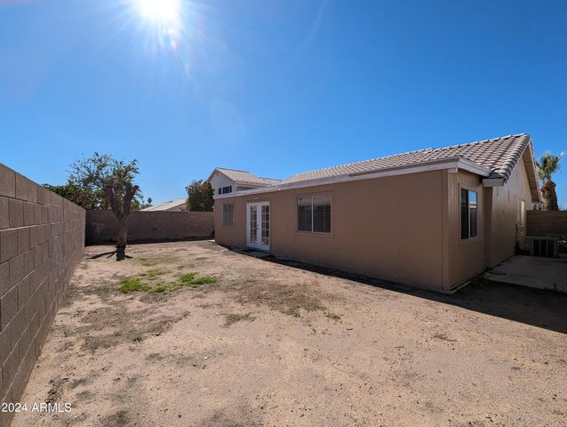 11941 N 69TH Avenue, Peoria, AZ 85345