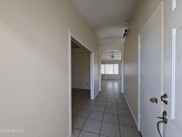 11941 N 69TH Avenue, Peoria, AZ 85345