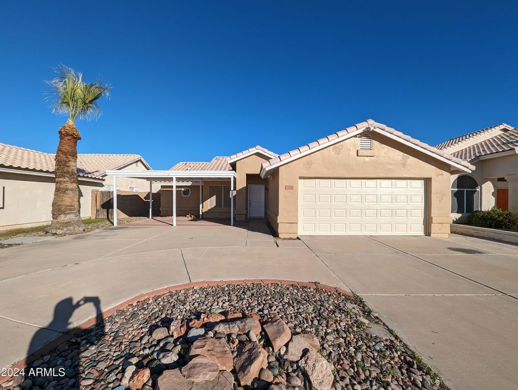 11941 N 69TH Avenue, Peoria, AZ 85345