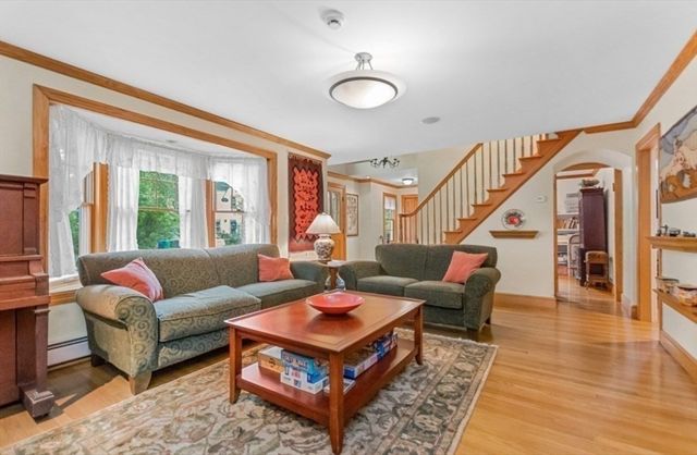 170 Morton St, Newton, MA 02459