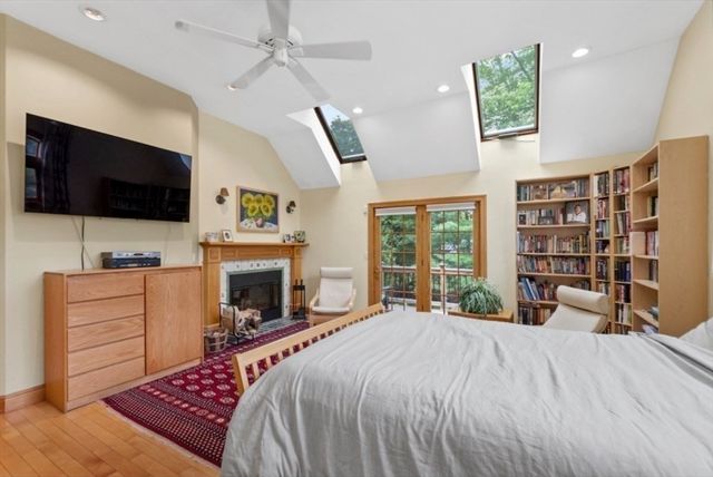 170 Morton St, Newton, MA 02459