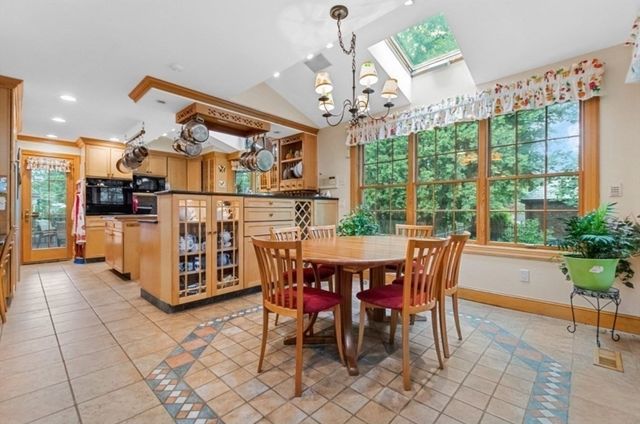 170 Morton St, Newton, MA 02459