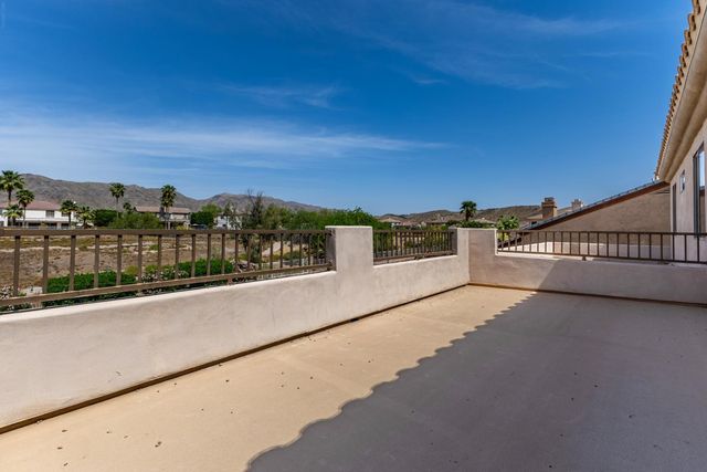 918 W Windsong Drive, Phoenix, AZ 85045