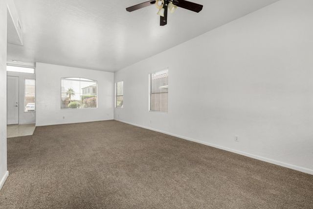 918 W Windsong Drive, Phoenix, AZ 85045