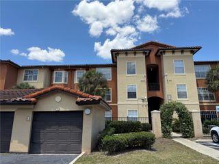 5542 METROWEST BOULEVARD 308, Orlando, FL 32811