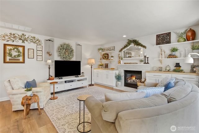 20110 75th Avenue Ct E, Spanaway, WA 98387