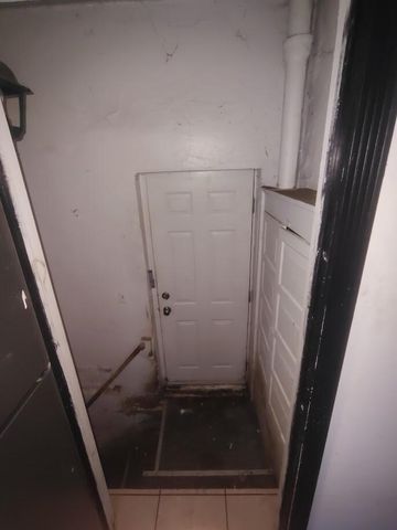 1335 Kalamazoo Avenue, Grand Rapids, MI 49507