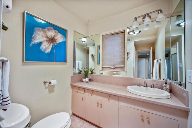 1039 Coast Blvd H, La Jolla, CA 92037