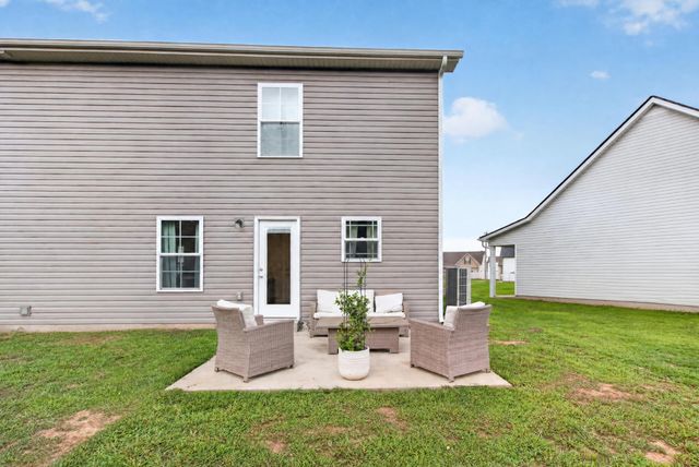 2002 Haystack Ct, Christiana, TN 37037