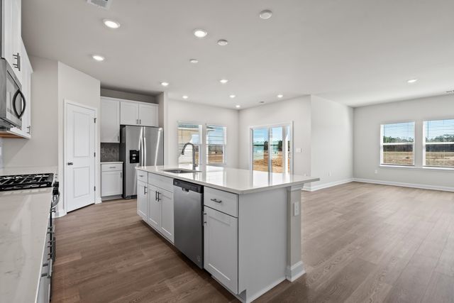 1005 Lauryn Oak Loop, Longs, SC 29568