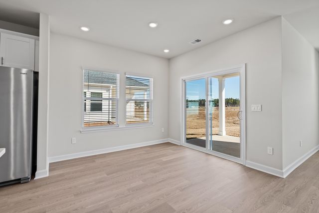 1005 Lauryn Oak Loop, Longs, SC 29568