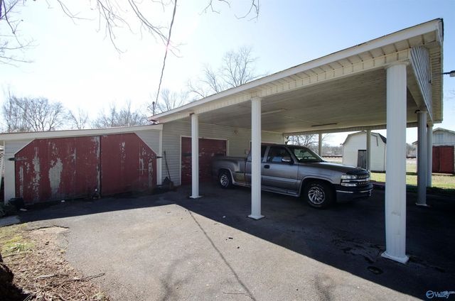 500 S Clinton Street, Athens, AL 35611