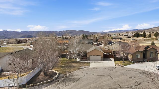 5325 Bridle Circle, Oakley, UT 84055