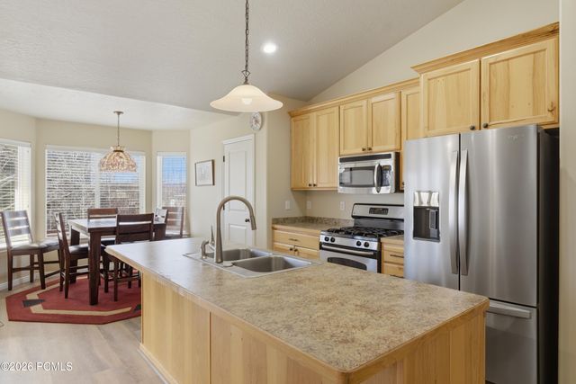 5325 Bridle Circle, Oakley, UT 84055