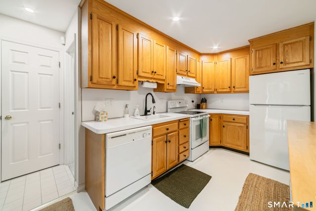 177 Beard Drive 177, New Milford, CT 06776